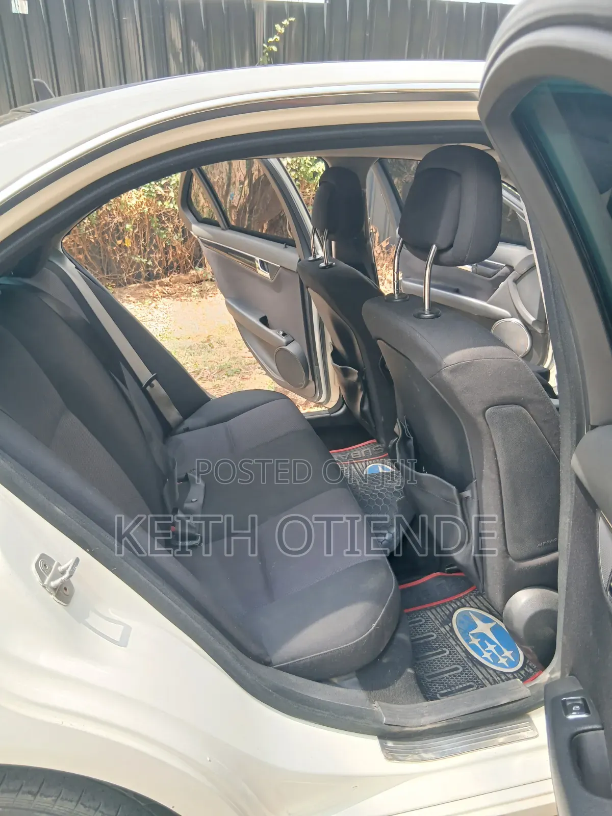 Mercedes-Benz C200 2011 White