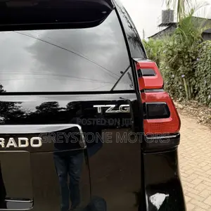 Toyota Land Cruiser Prado 2.8 2018 Black