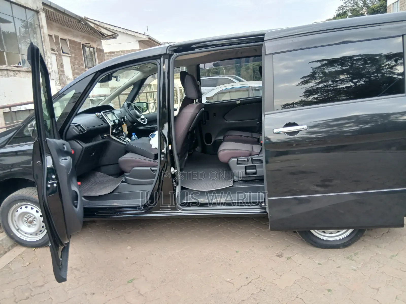 Nissan Serena 2019 Black