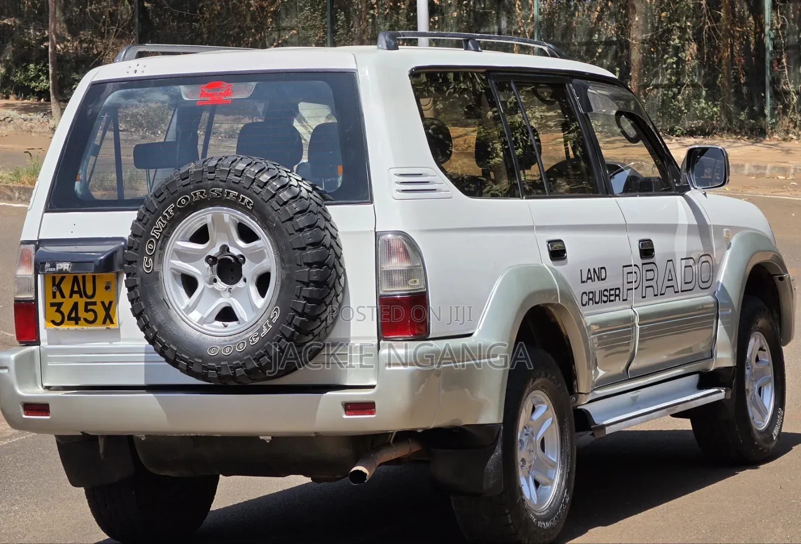 Toyota Land Cruiser Prado 1998 White