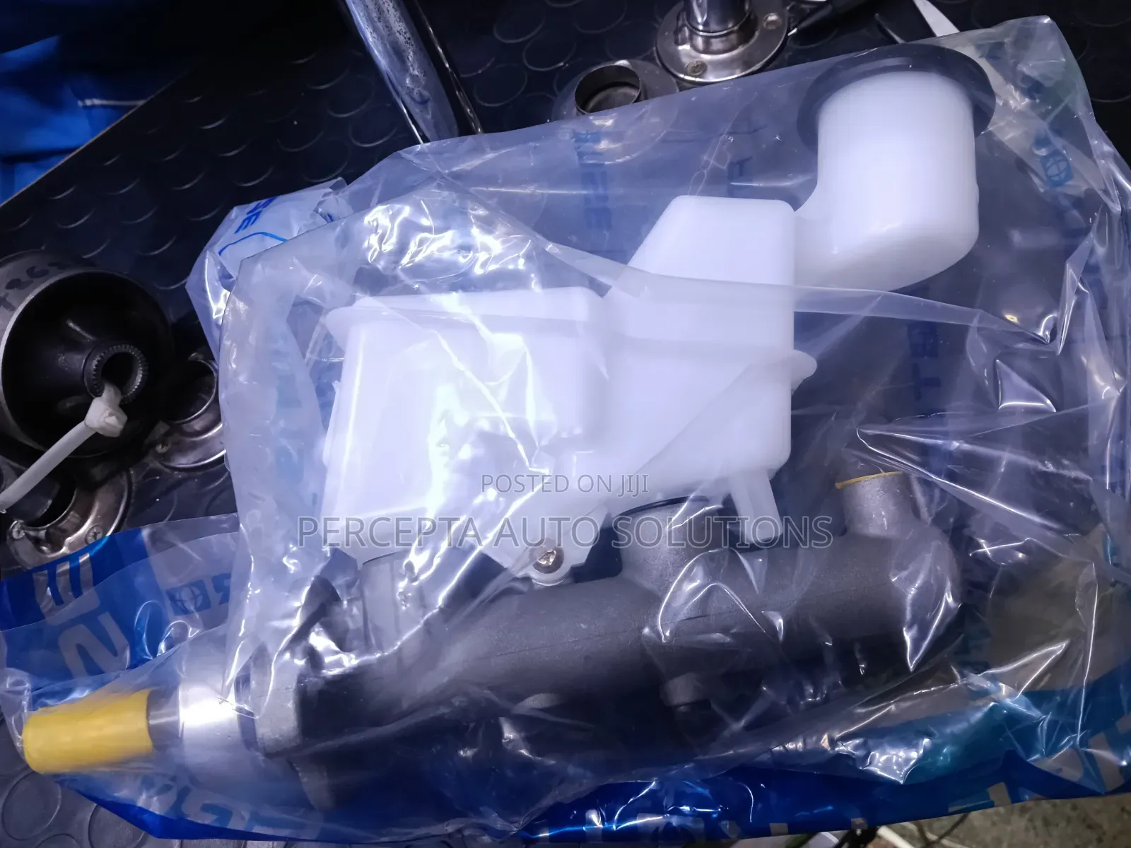 Toyota Corolla NZE,FIELDER,WISH,ISIS Brake Master Cylinder 47201-1a330