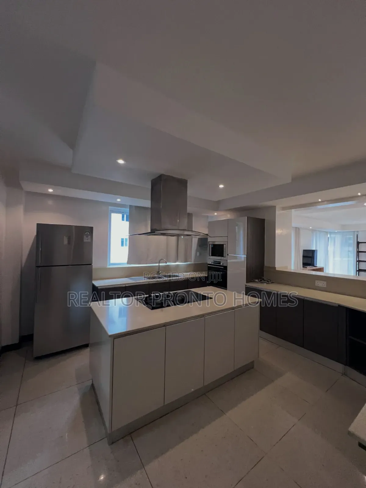 4bdrm Apartment in Riverside for rent