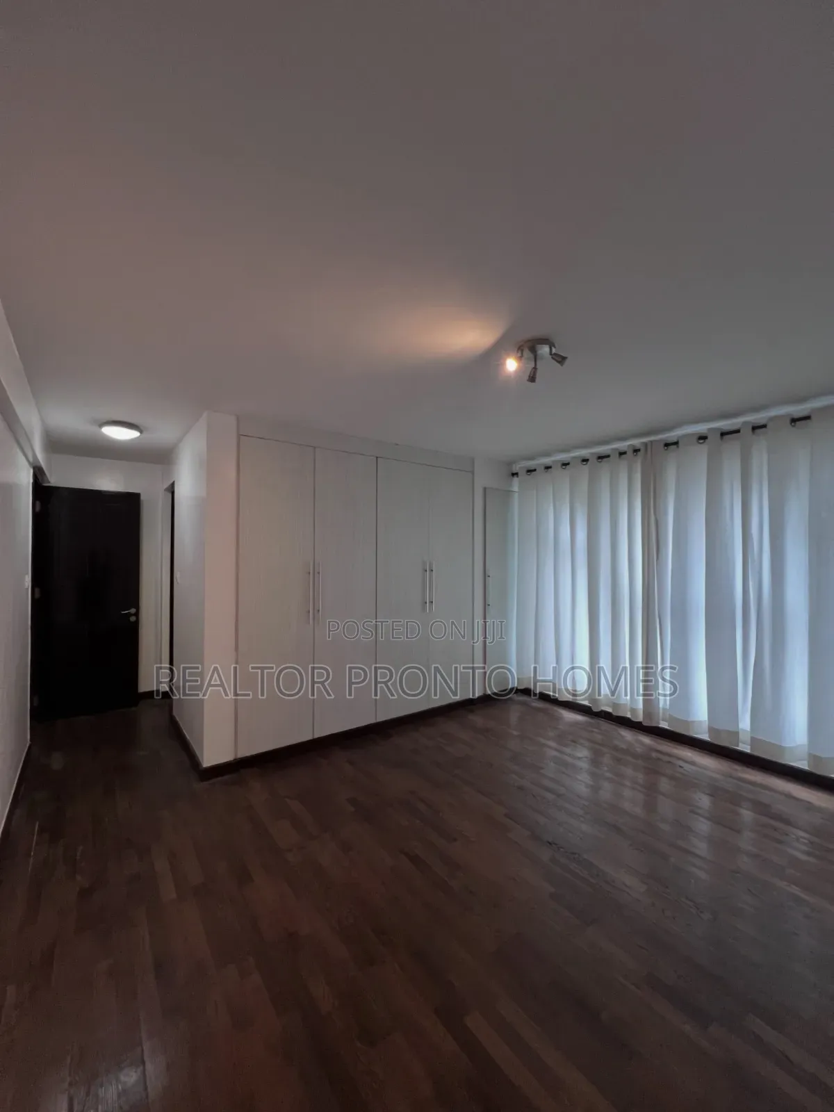 4bdrm Apartment in Riverside for rent