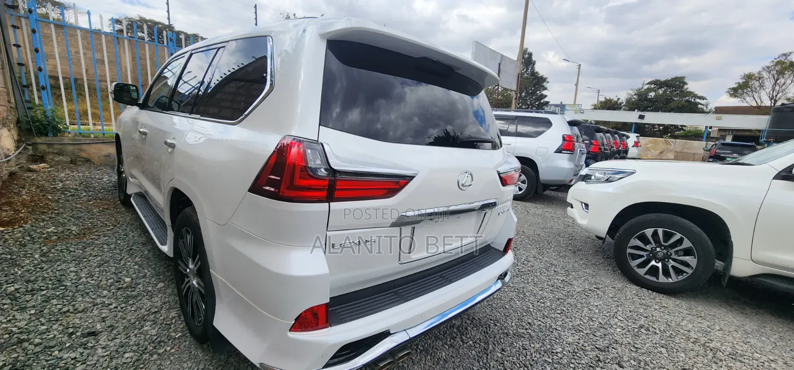 Lexus LX 2019 White