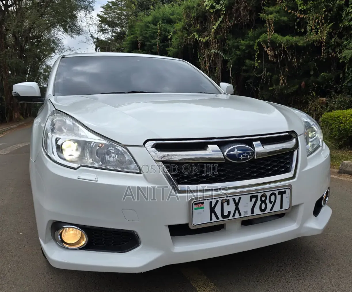 Subaru Legacy 2012 White