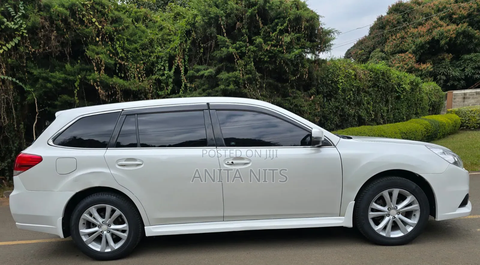 Subaru Legacy 2012 White