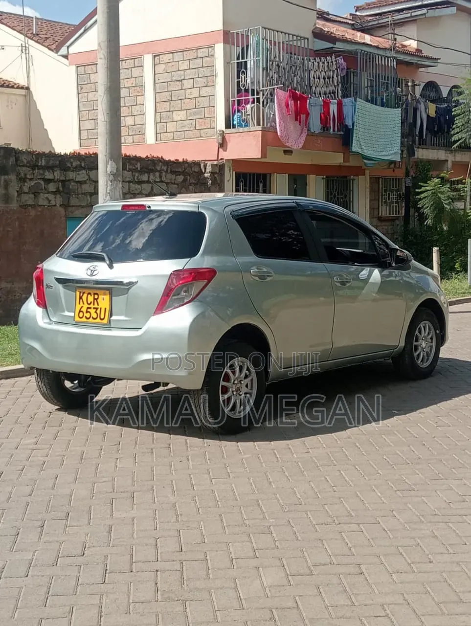 Toyota Vitz 2012 Gray