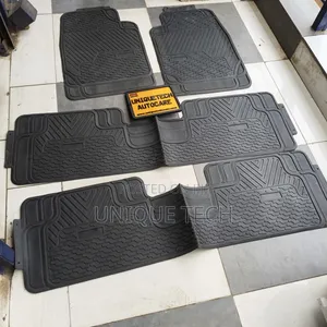 Universal 7 Seater Rubber Car Mats