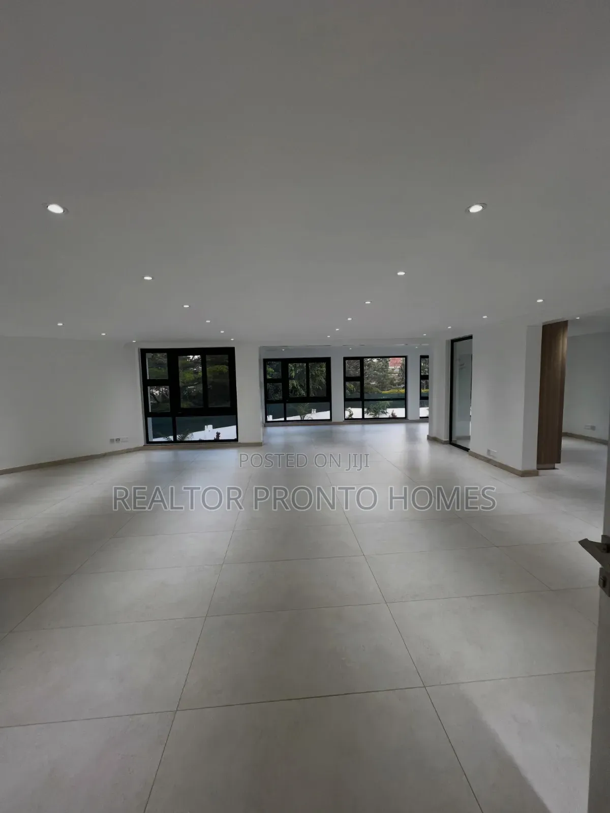 6bdrm Mansion in Runda for rent