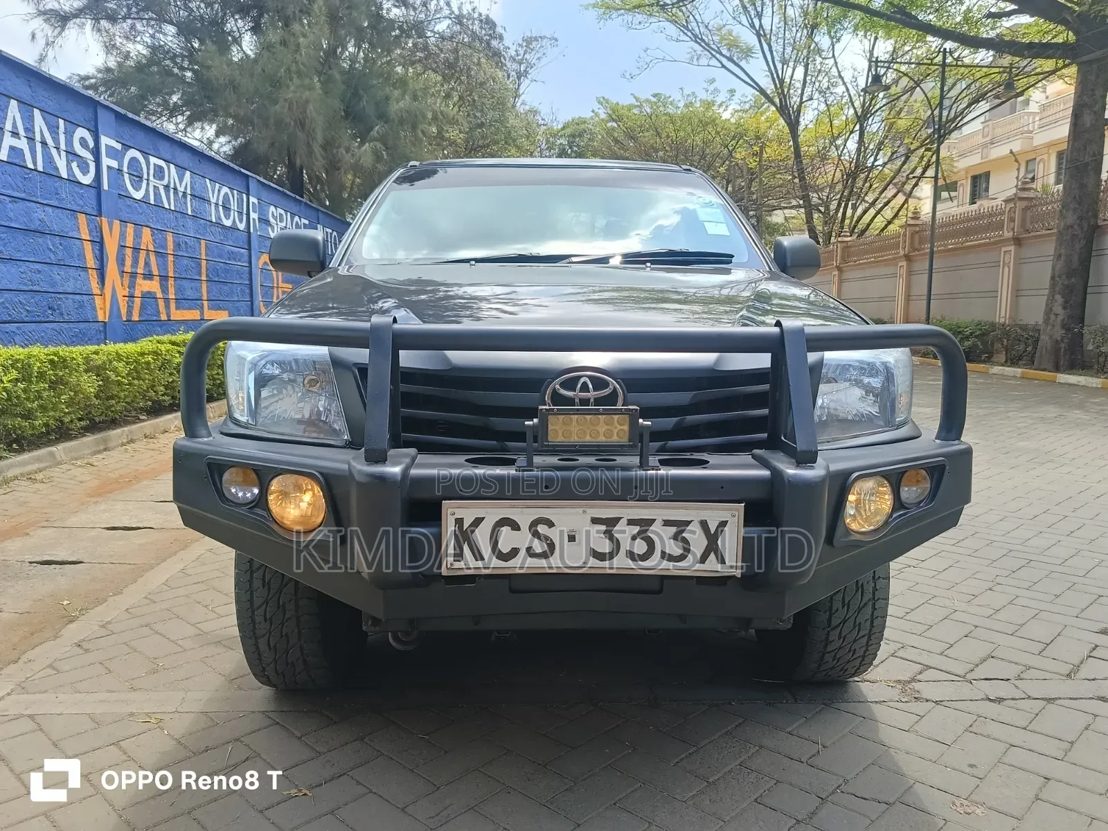 Toyota Hilux 2013 Black