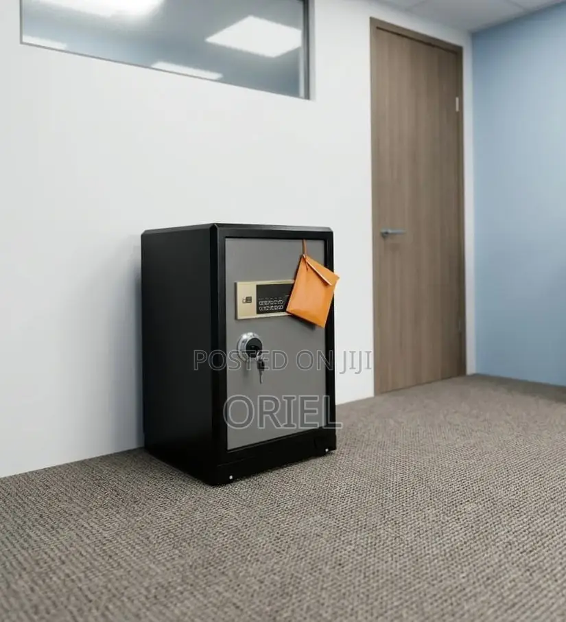 Office Safe : Lockable 70kG Digital Safe