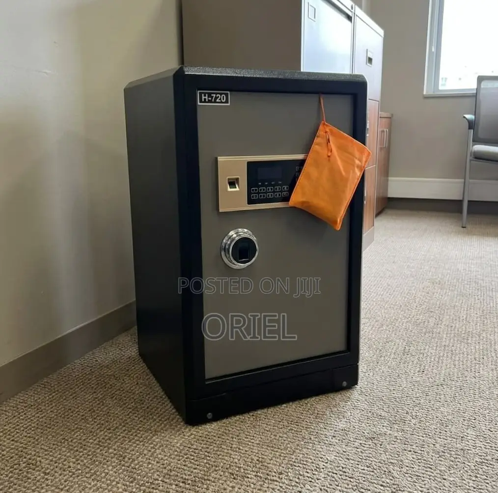 Office Safe : Lockable 70kG Digital Safe