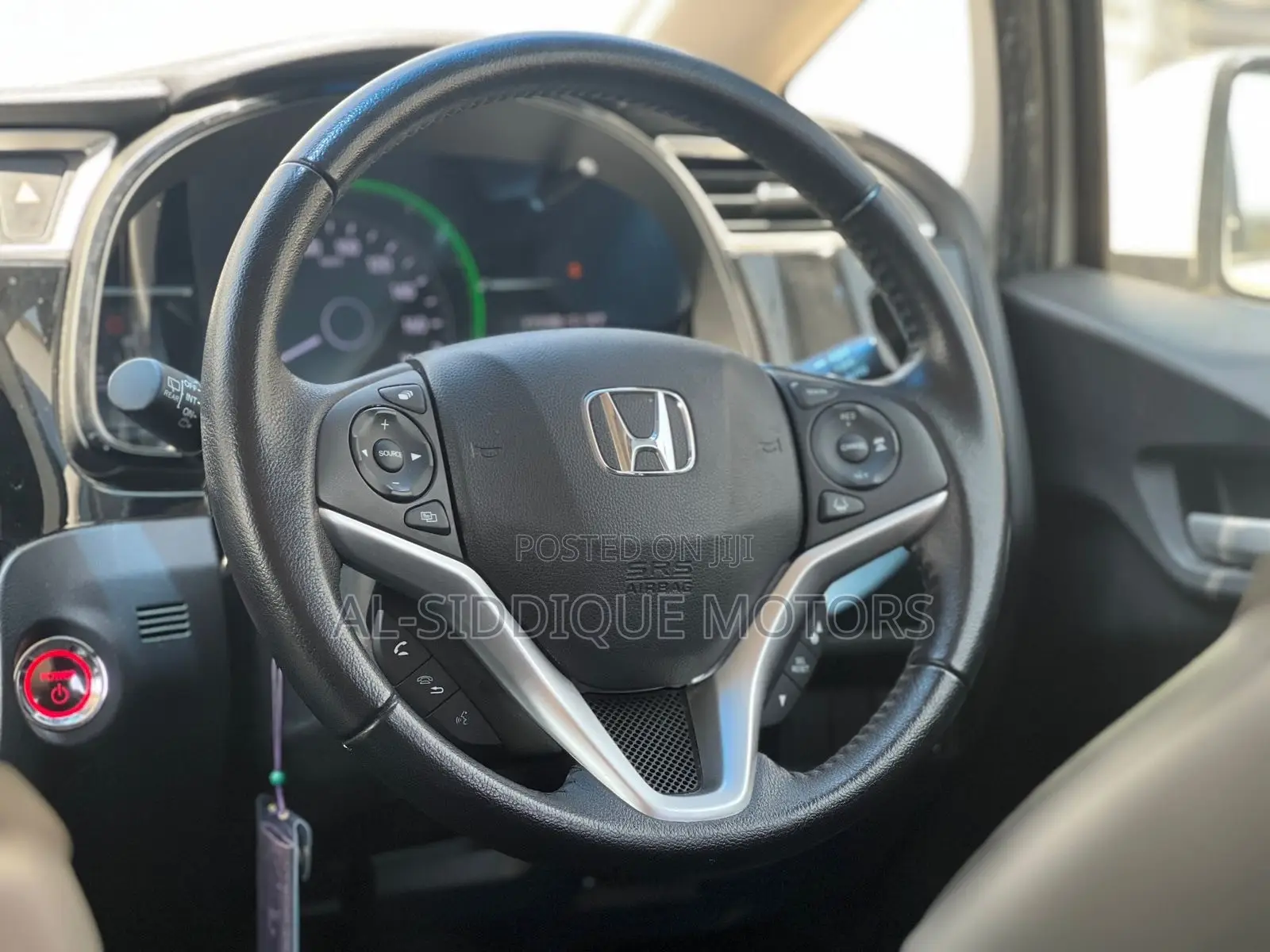 Honda Fit Shuttle 1.5 Hybrid 2WD 2020 Pearl