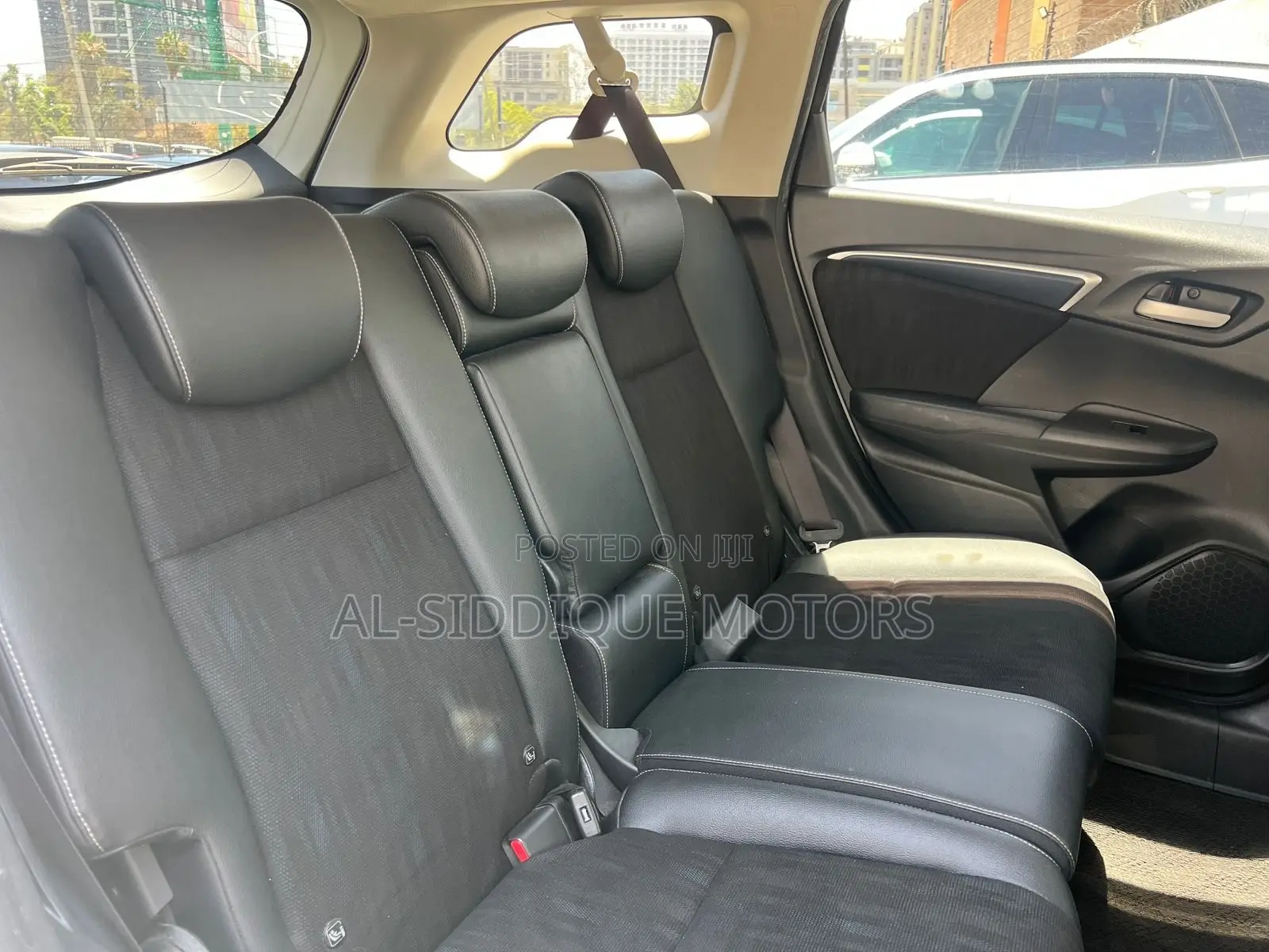 Honda Fit Shuttle 1.5 Hybrid 2WD 2020 Pearl