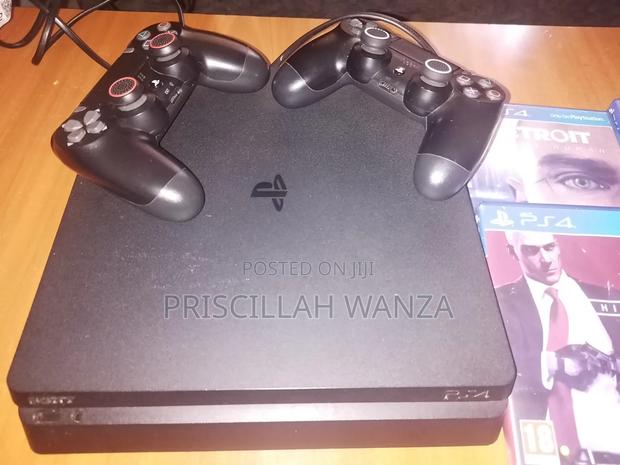 Play Station 4 Pro - thumbnail 3