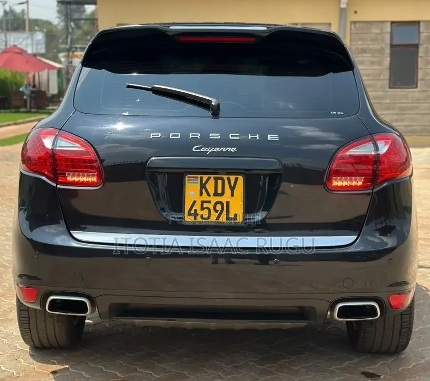 Porsche Cayenne 2015 Black