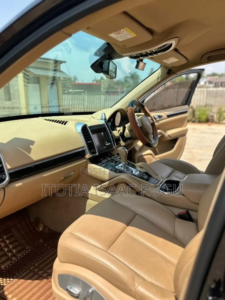 Porsche Cayenne 2015 Black