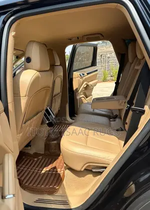 Porsche Cayenne 2015 Black