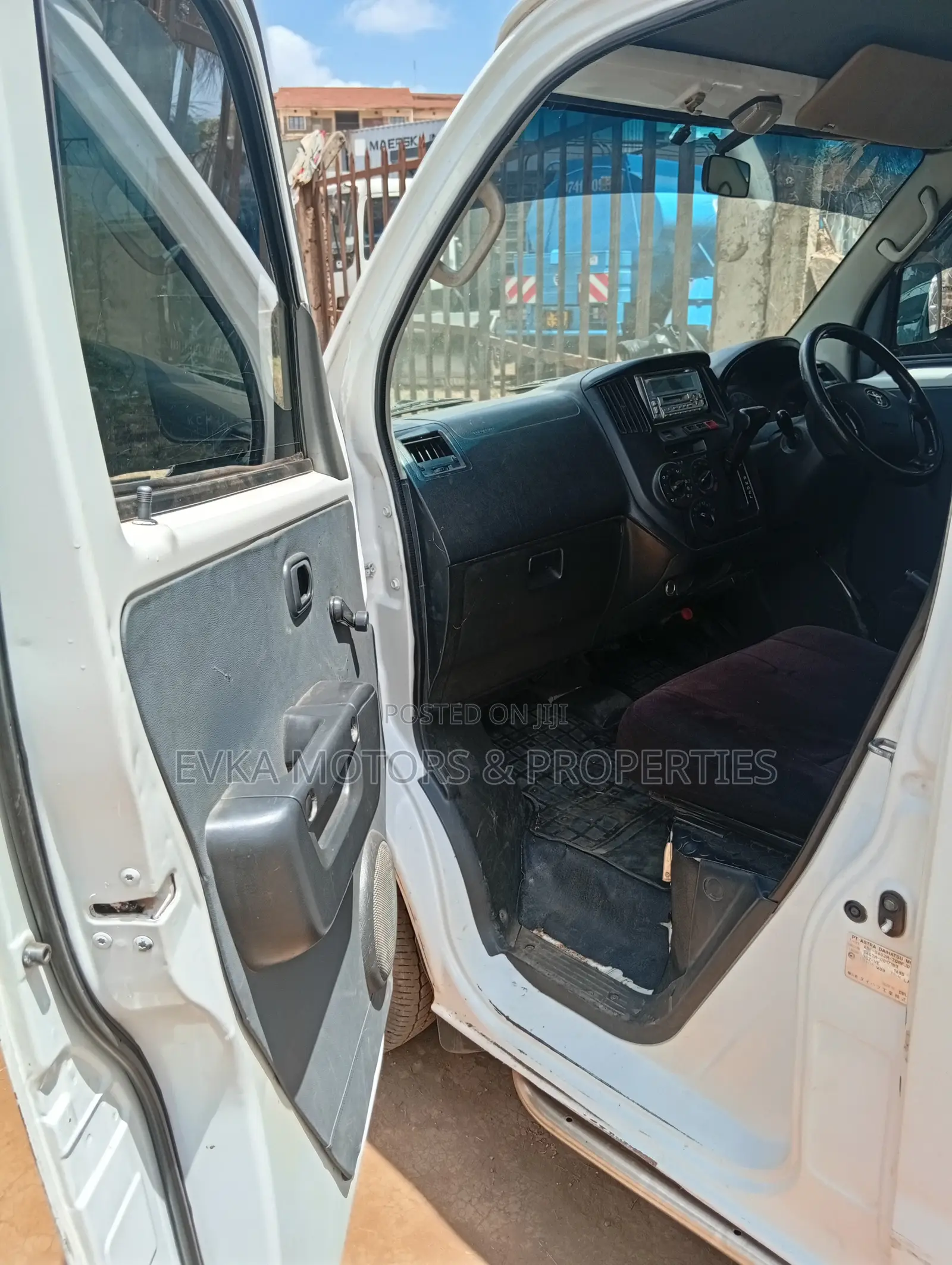 Toyota TownAce 2010 White