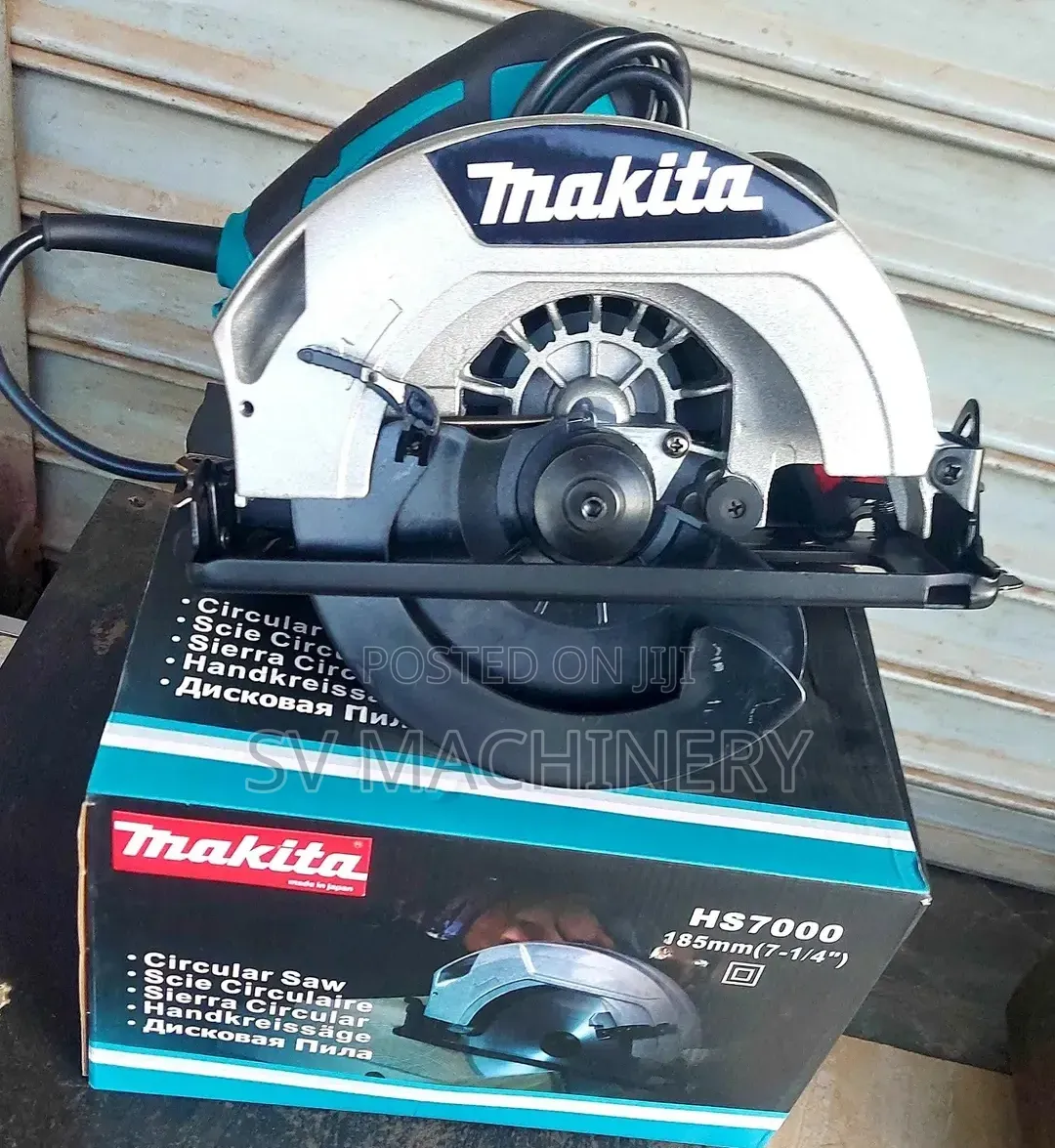 Heavy Duty 7" Makita Electric Circular Saw