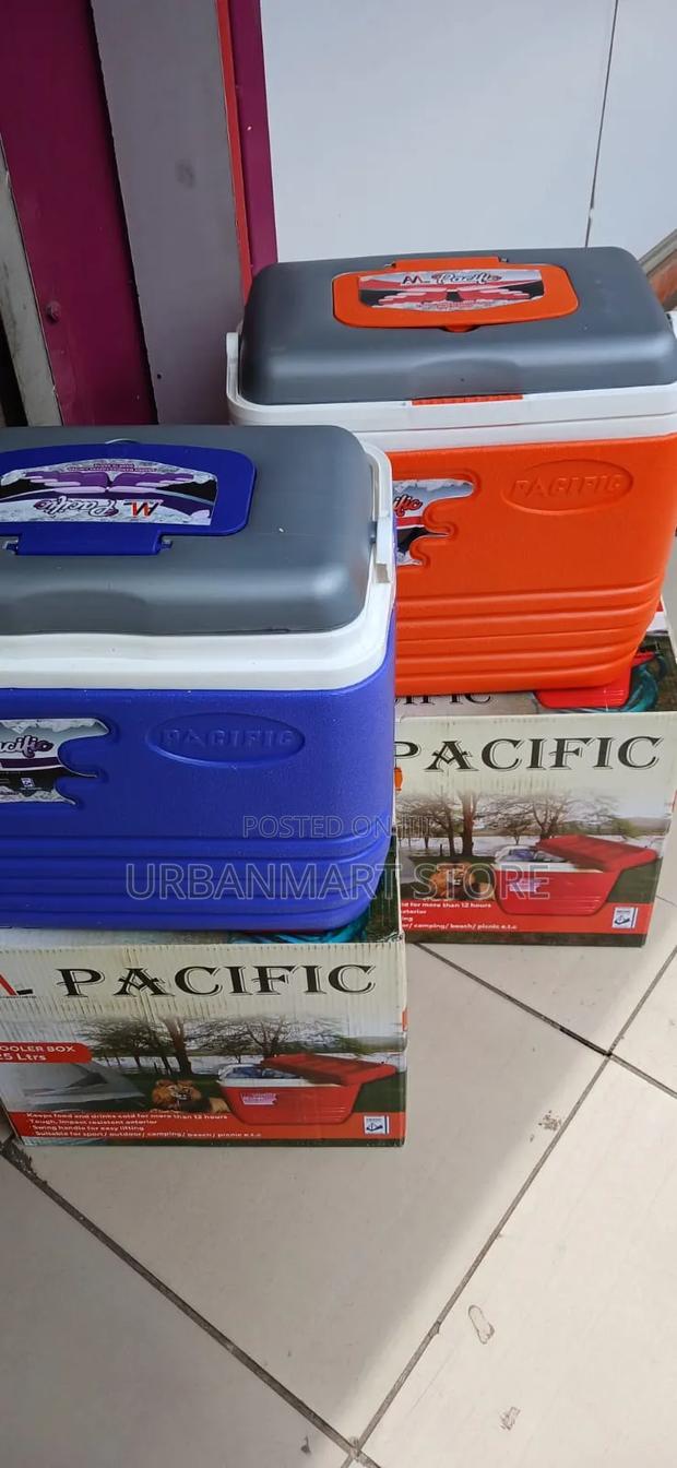 M-Pacific 25L Heavy Duty Ice Cooler Box