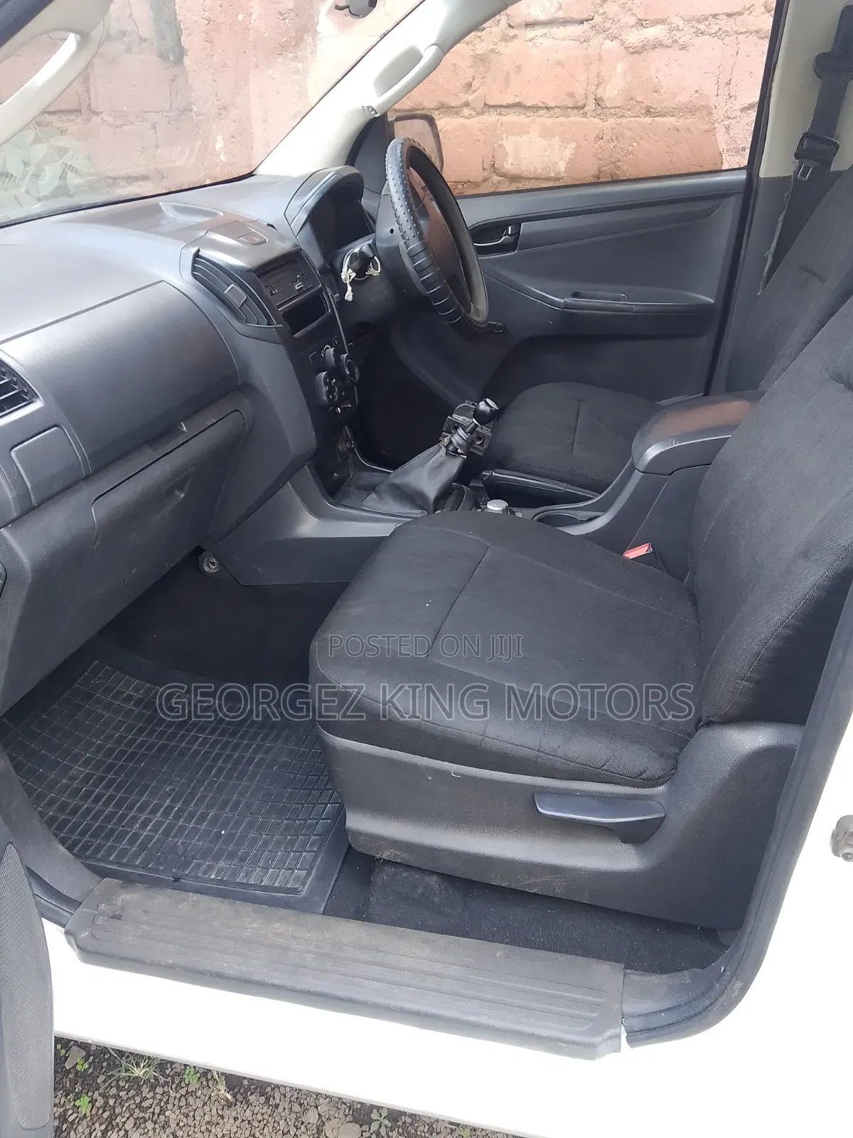 Isuzu D-MAX 2014 White