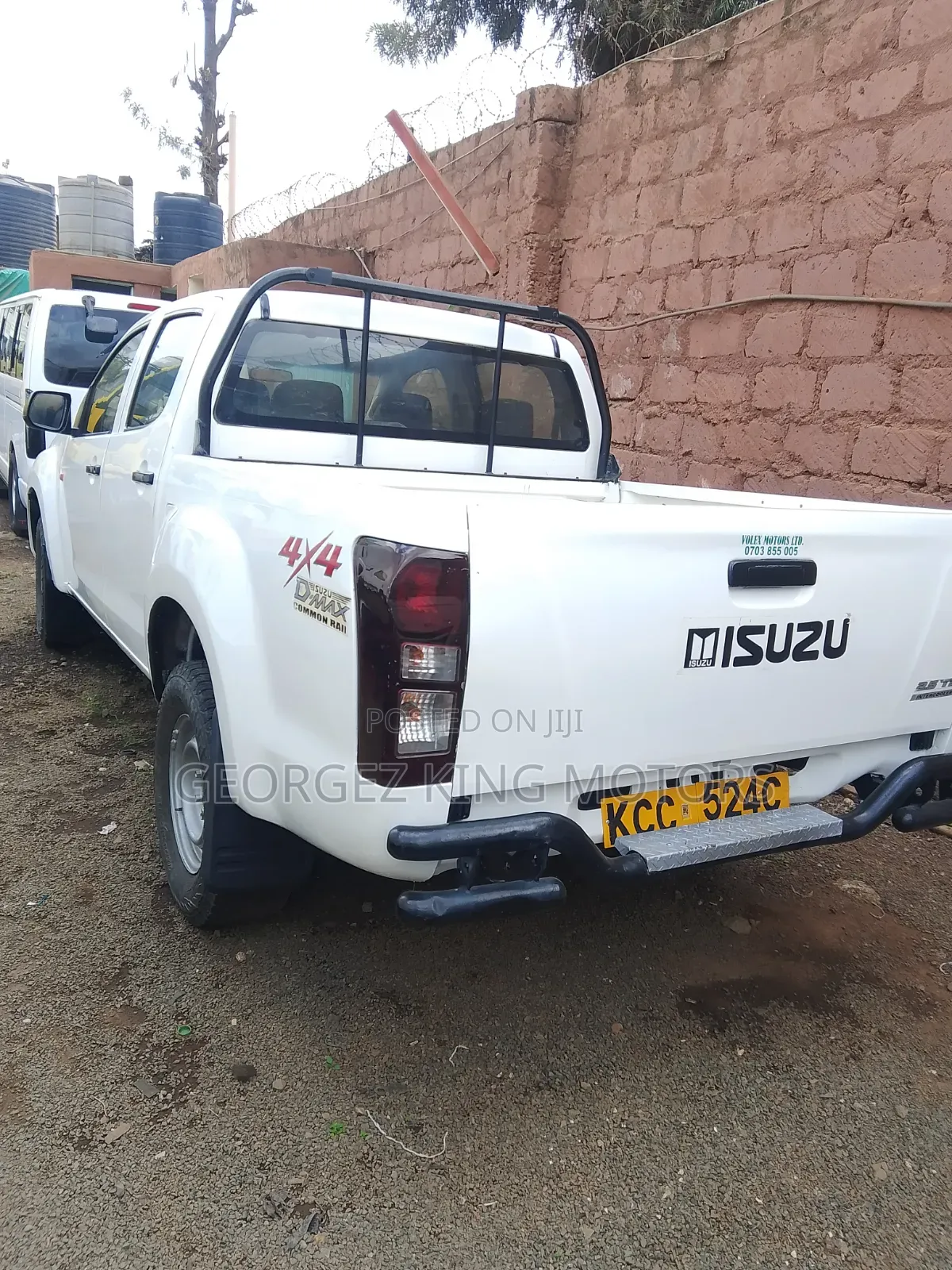 Isuzu D-MAX 2014 White