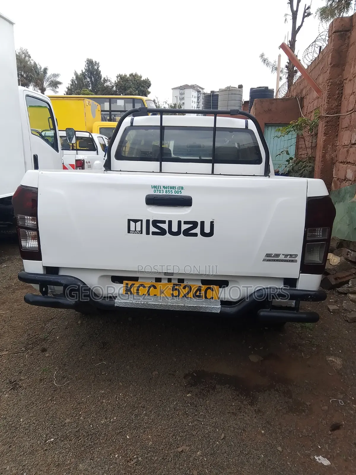 Isuzu D-MAX 2014 White