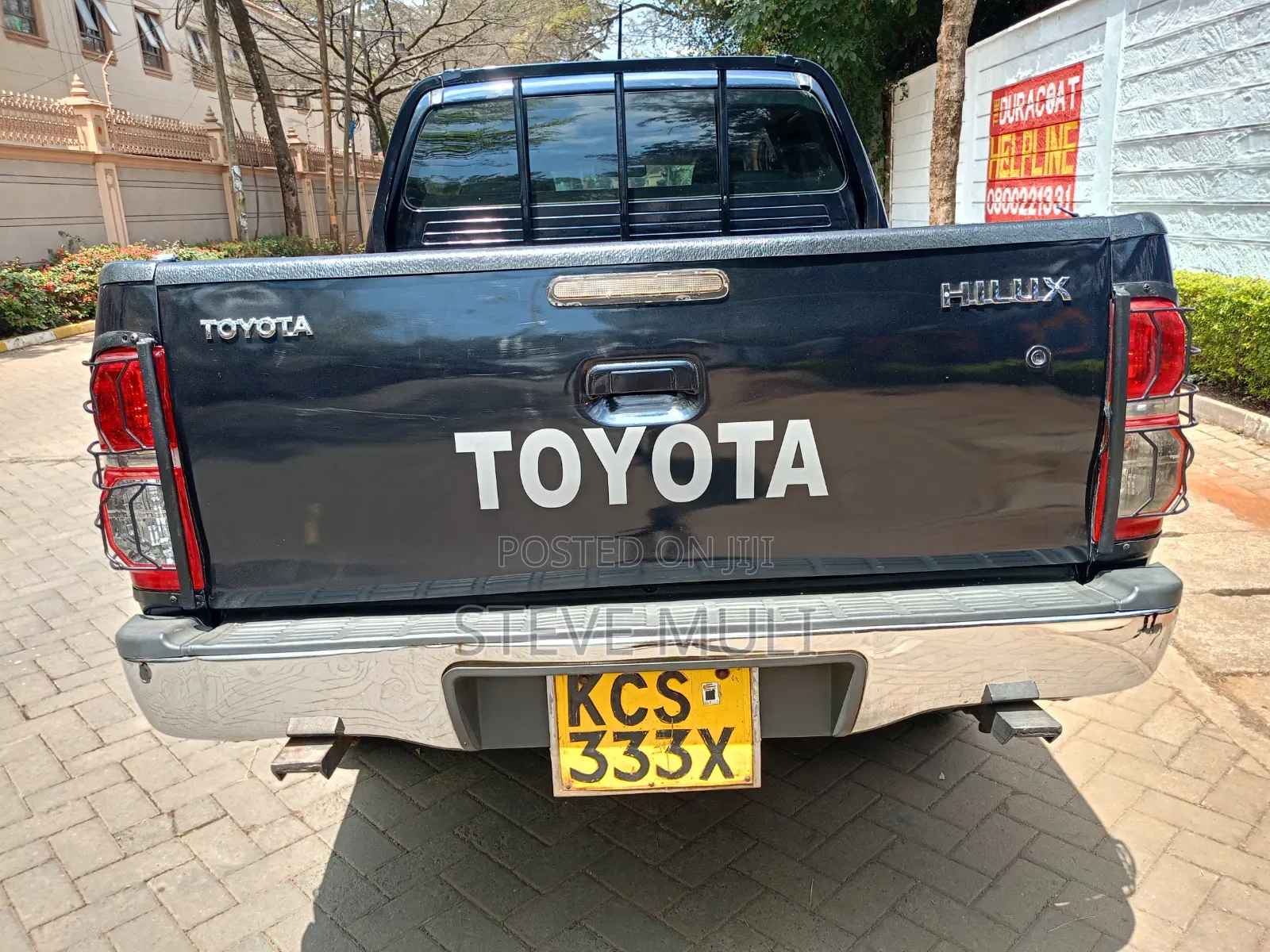 Toyota Hilux 2013 Gray