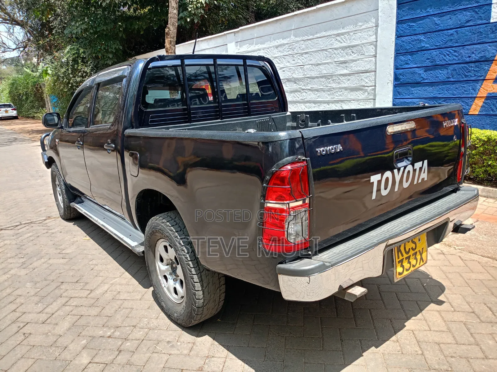 Toyota Hilux 2013 Gray