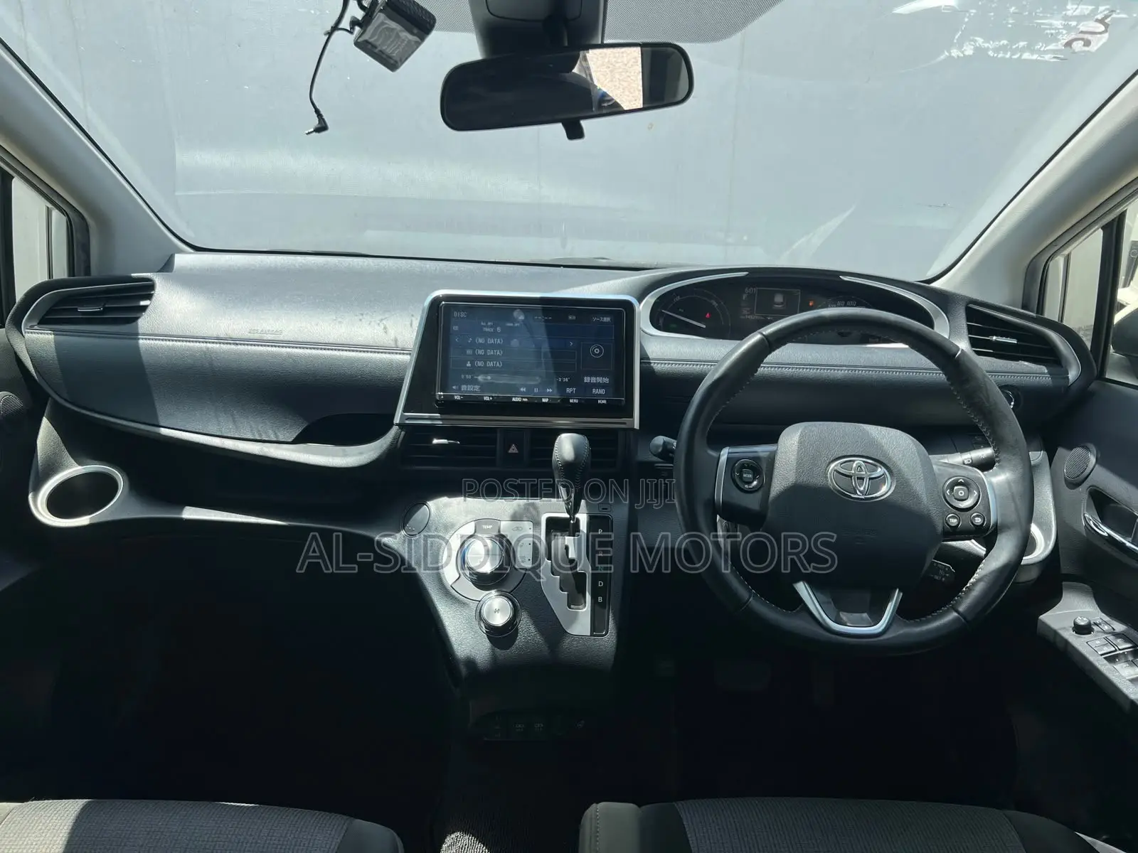 Toyota Sienta 1.5 Hybrid FWD (6-seater) 2020 White