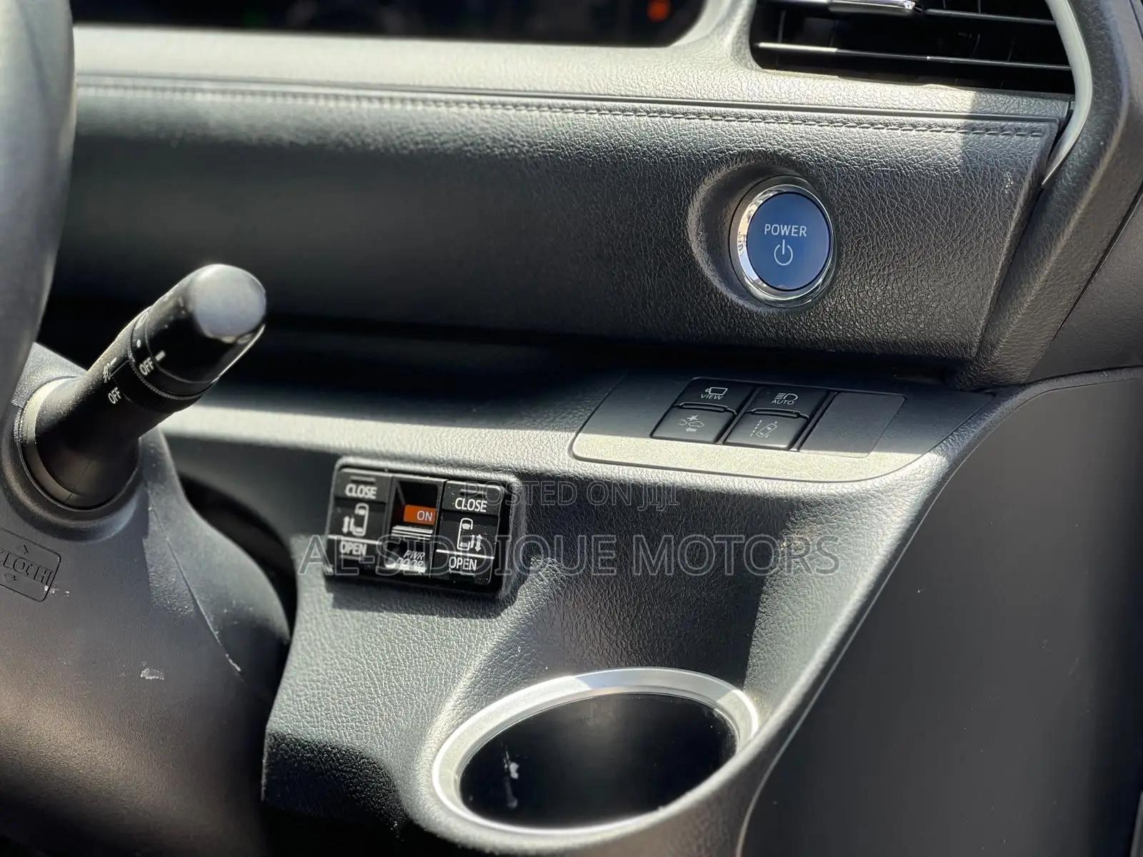 Toyota Sienta 1.5 Hybrid FWD (6-seater) 2020 White