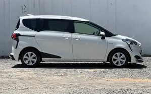 Toyota Sienta 1.5 Hybrid FWD (6-seater) 2020 White