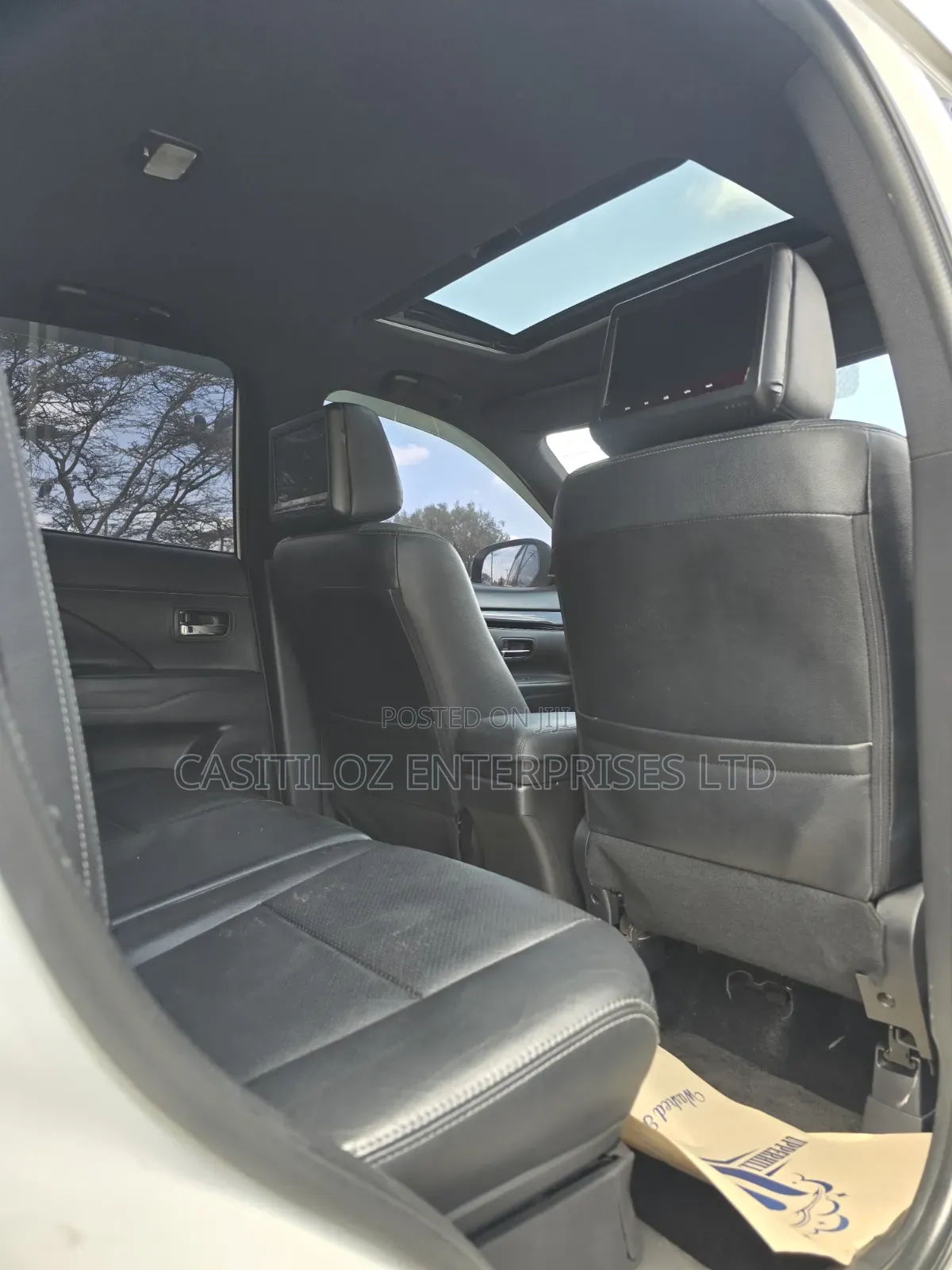 Mitsubishi Outlander 2016 White