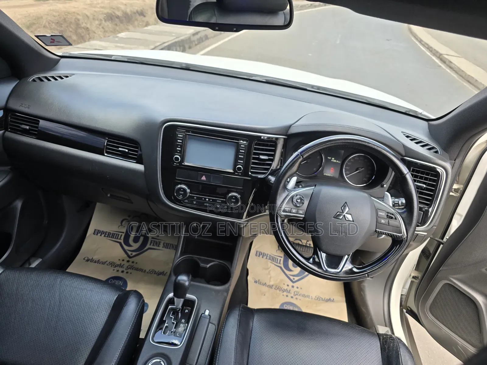 Mitsubishi Outlander 2016 White
