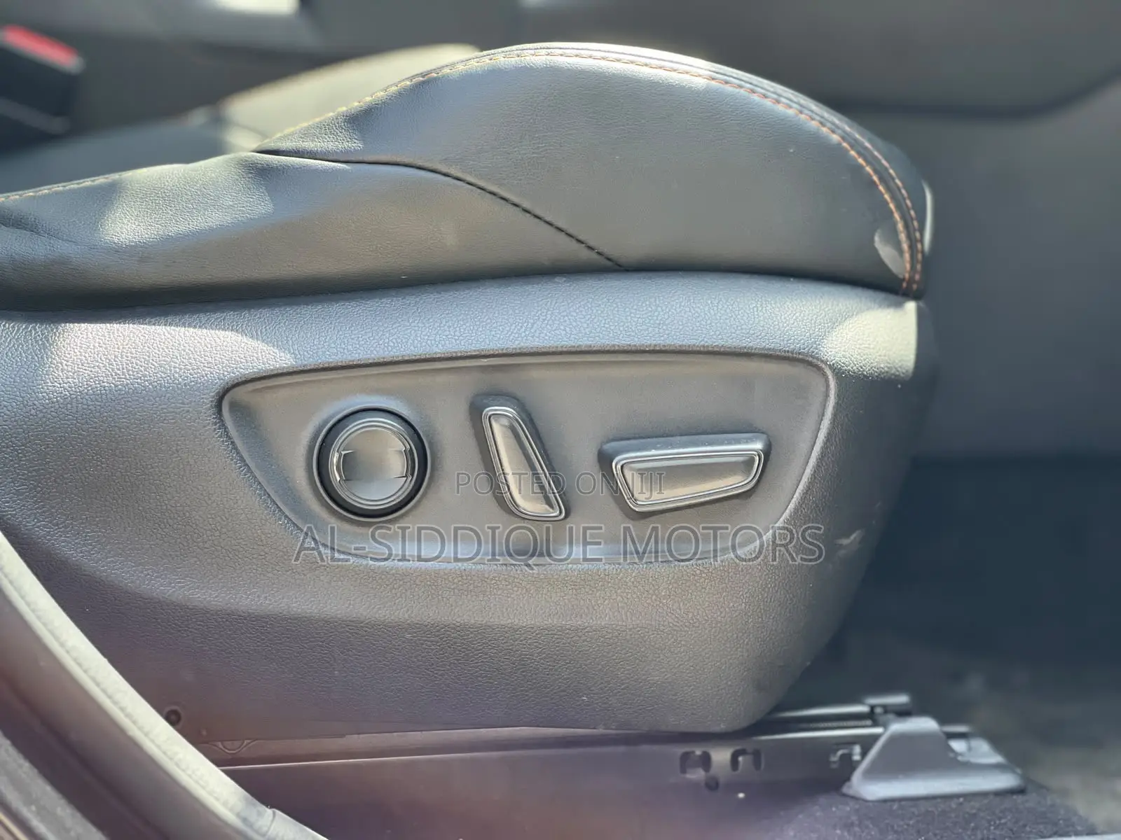 Toyota RAV4 Adventure AWD 2020 Gray