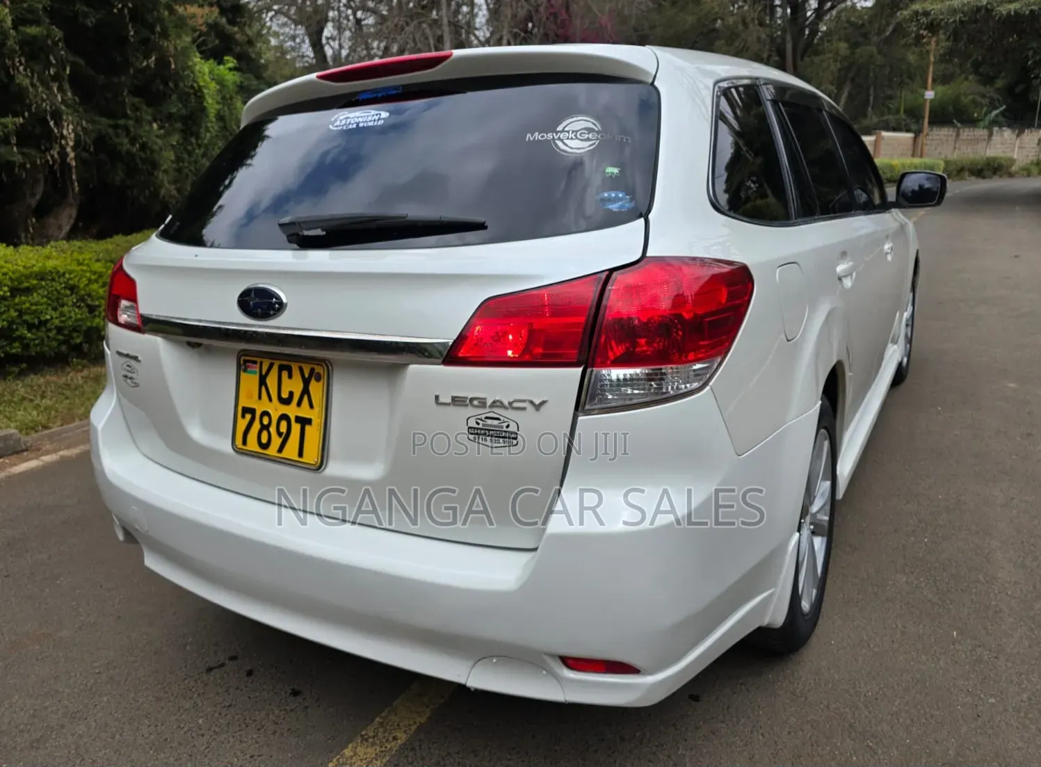 Subaru Legacy 2012 White