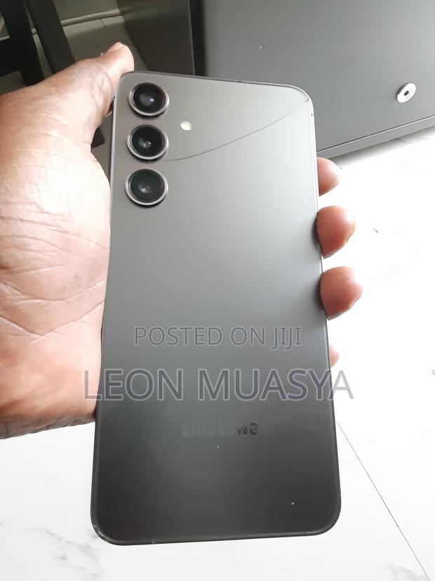 Samsung Galaxy S24 Plus 256 GB Gray - thumbnail 4