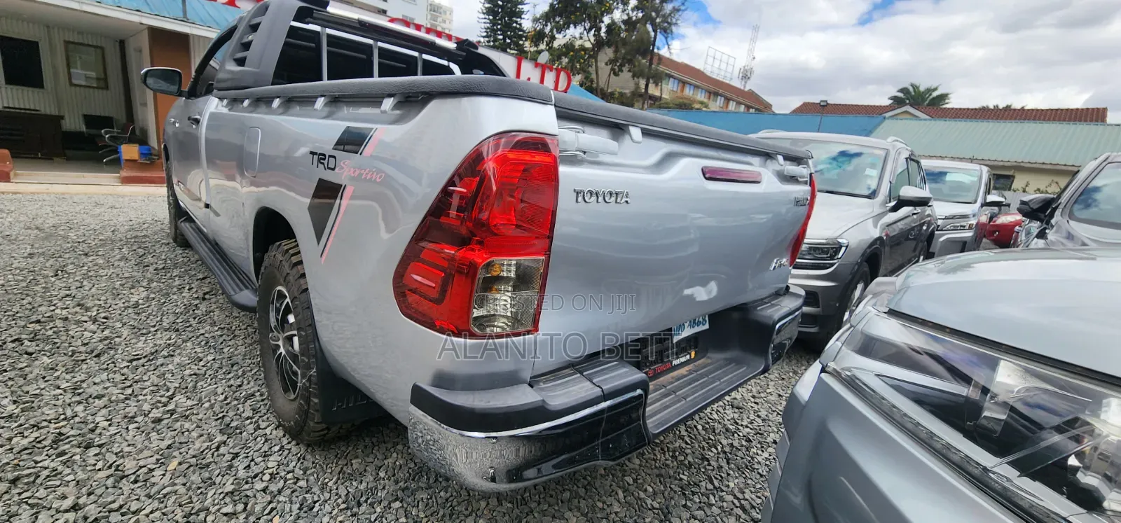 Toyota Hilux 2021 Silver