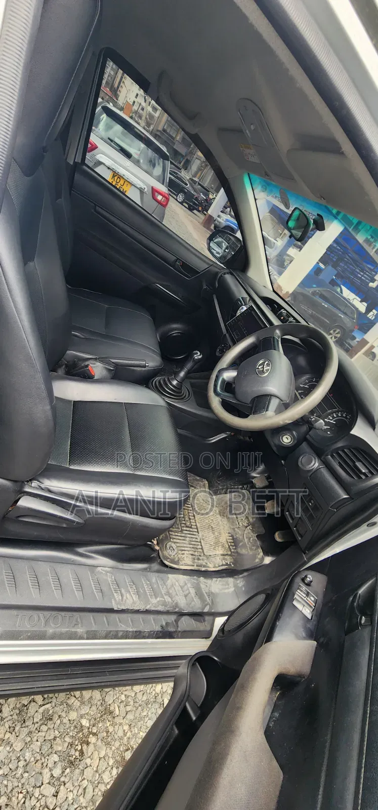 Toyota Hilux 2021 Silver