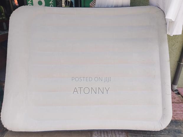 Air Mattress - thumbnail 2
