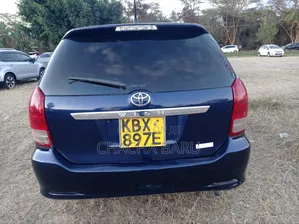 Toyota Wish 2006 Blue