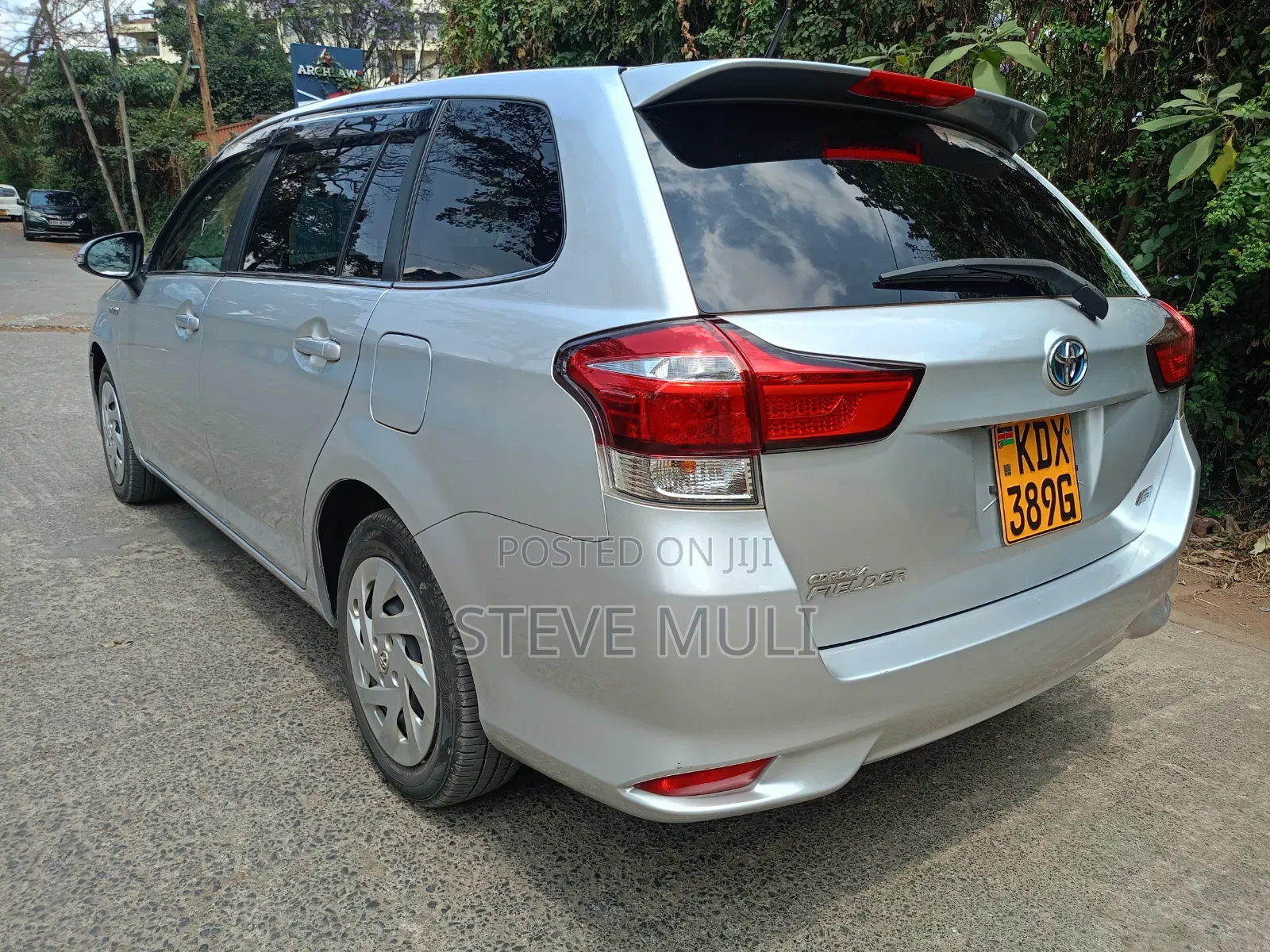 Toyota Corolla Fielder 2018 Silver