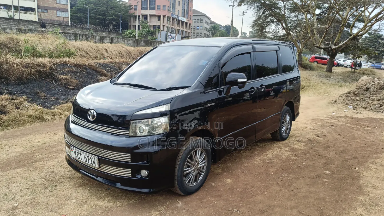 Toyota Voxy 2012 Black