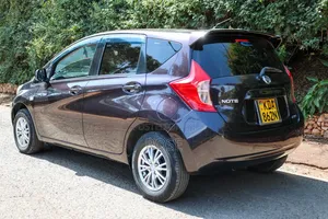 Nissan Note 2013 Maroon