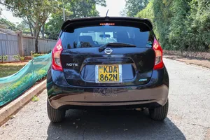 Nissan Note 2013 Maroon