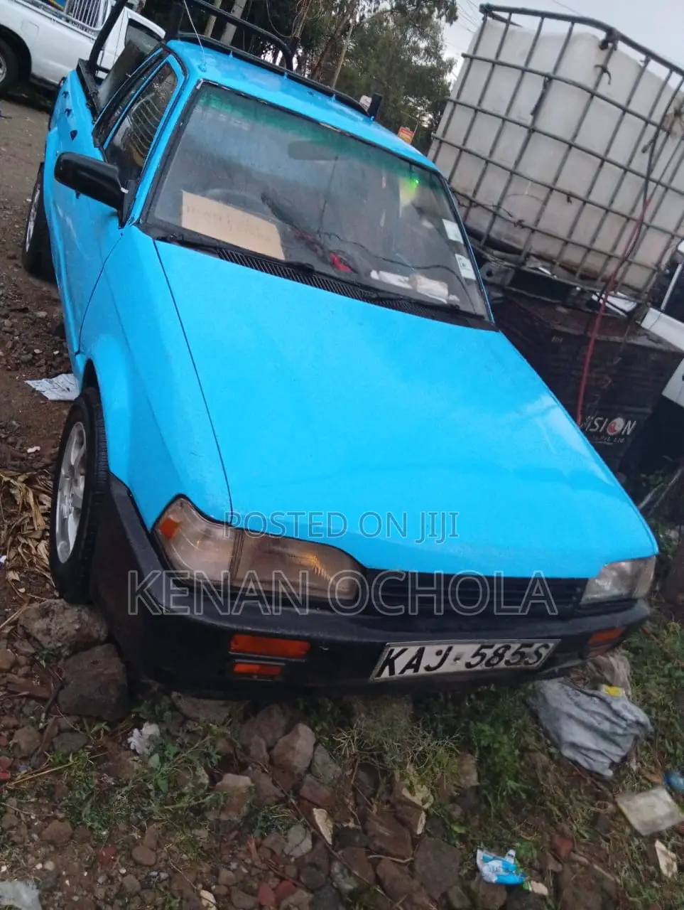 Mazda B 1999 Blue