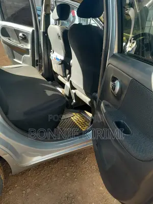 Nissan Note 1.4 2010 Silver