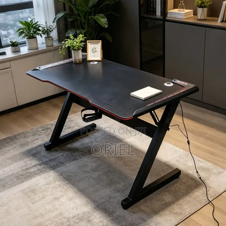 Home Office Gaming Desk With Light : Modern Gaming Desk