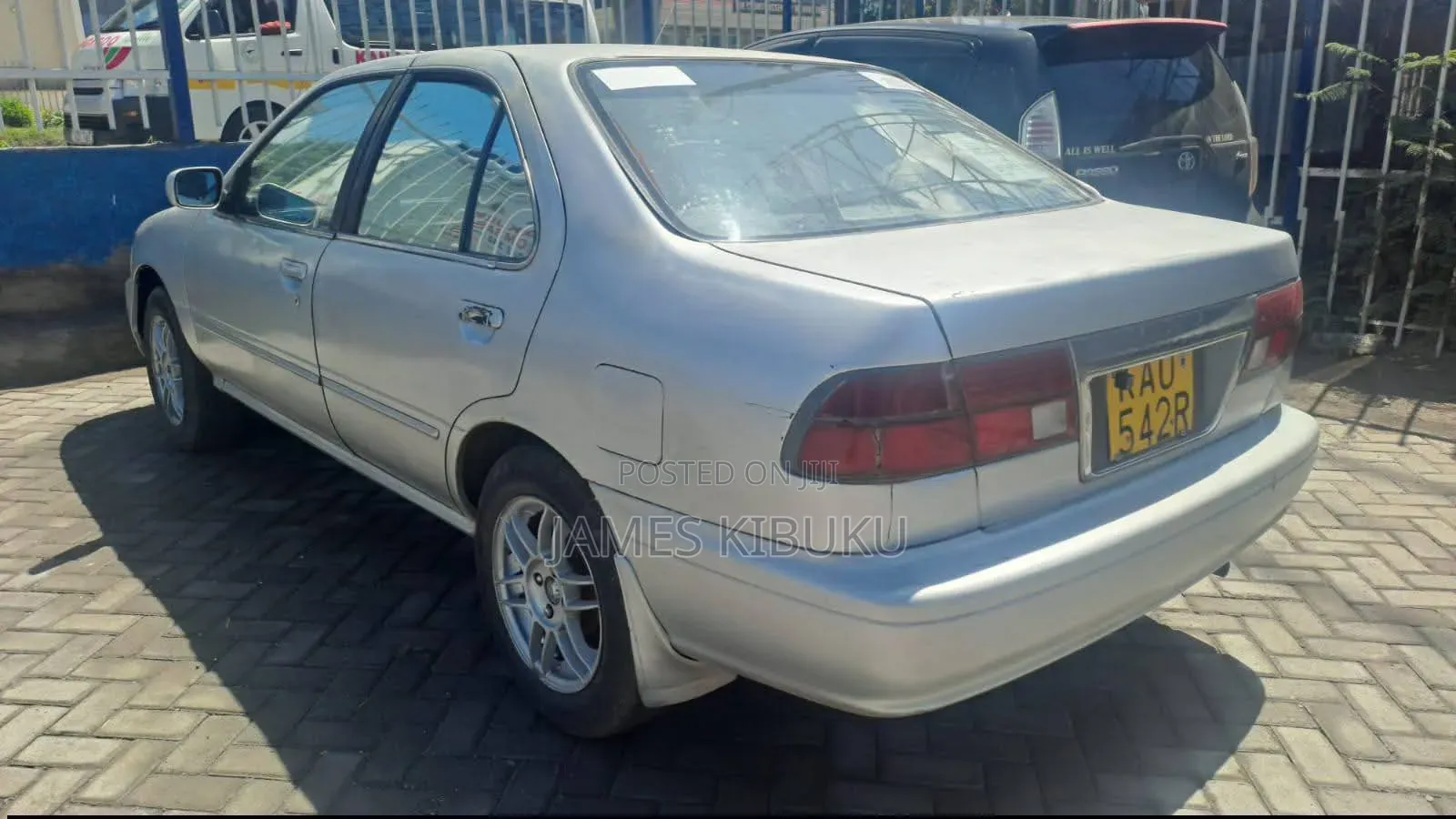 Nissan Sunny 1999 Silver